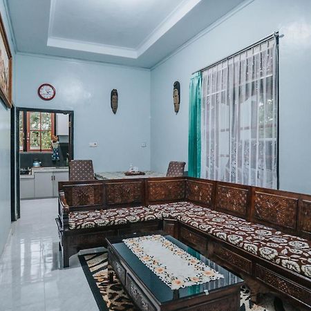 Agus Hidden Homestay - Banjar Sweet Village 外南梦 外观 照片
