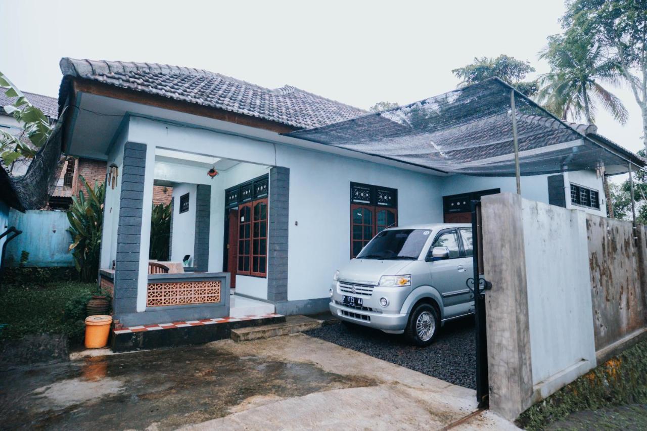 Agus Hidden Homestay - Banjar Sweet Village 外南梦 外观 照片
