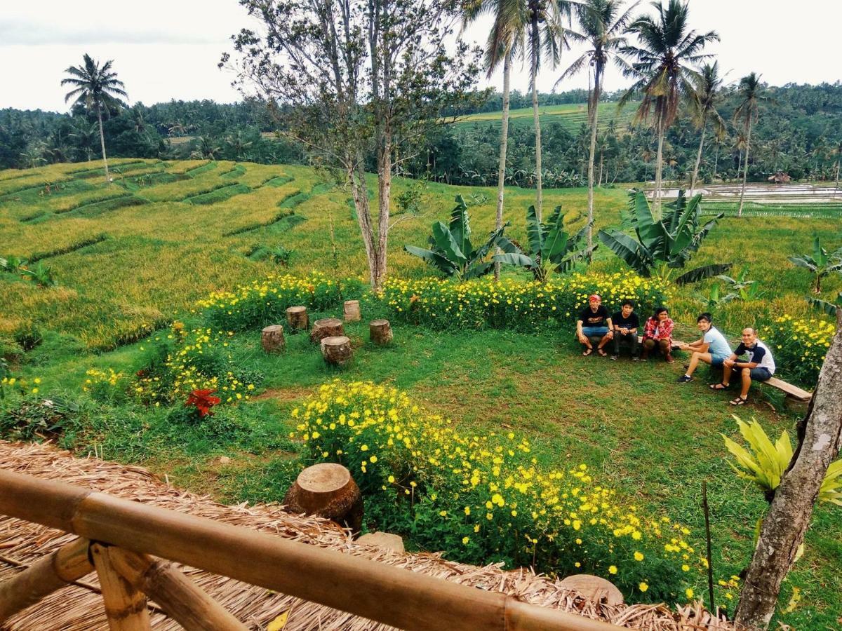 Agus Hidden Homestay - Banjar Sweet Village 外南梦 外观 照片